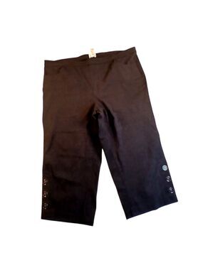 Avenue Women's Plus Black Stretchy Embellished Pull-On Capri Pants - Size: 22